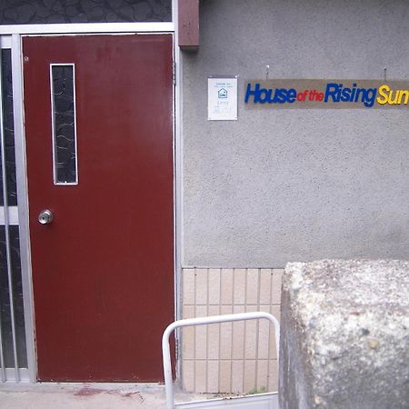 House Of The Rising Sun Hotell Takatsuki Exteriör bild